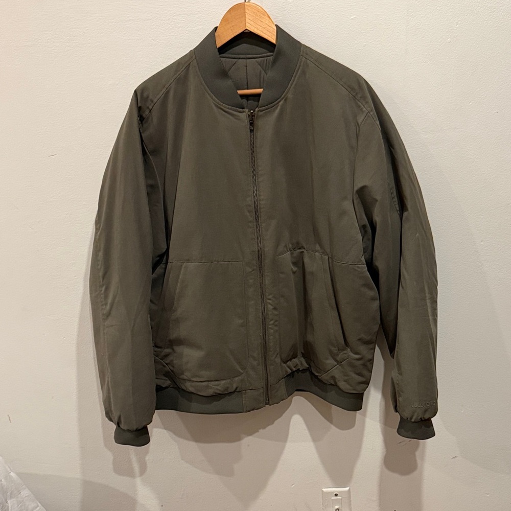 lululemon athletica Men's army green Bomber Jacket